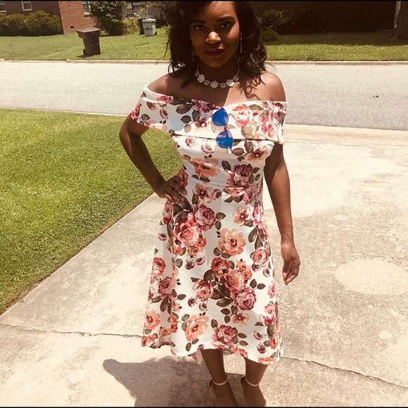 Meet Posh Ambassador, Alexis - Picture 5 of 8